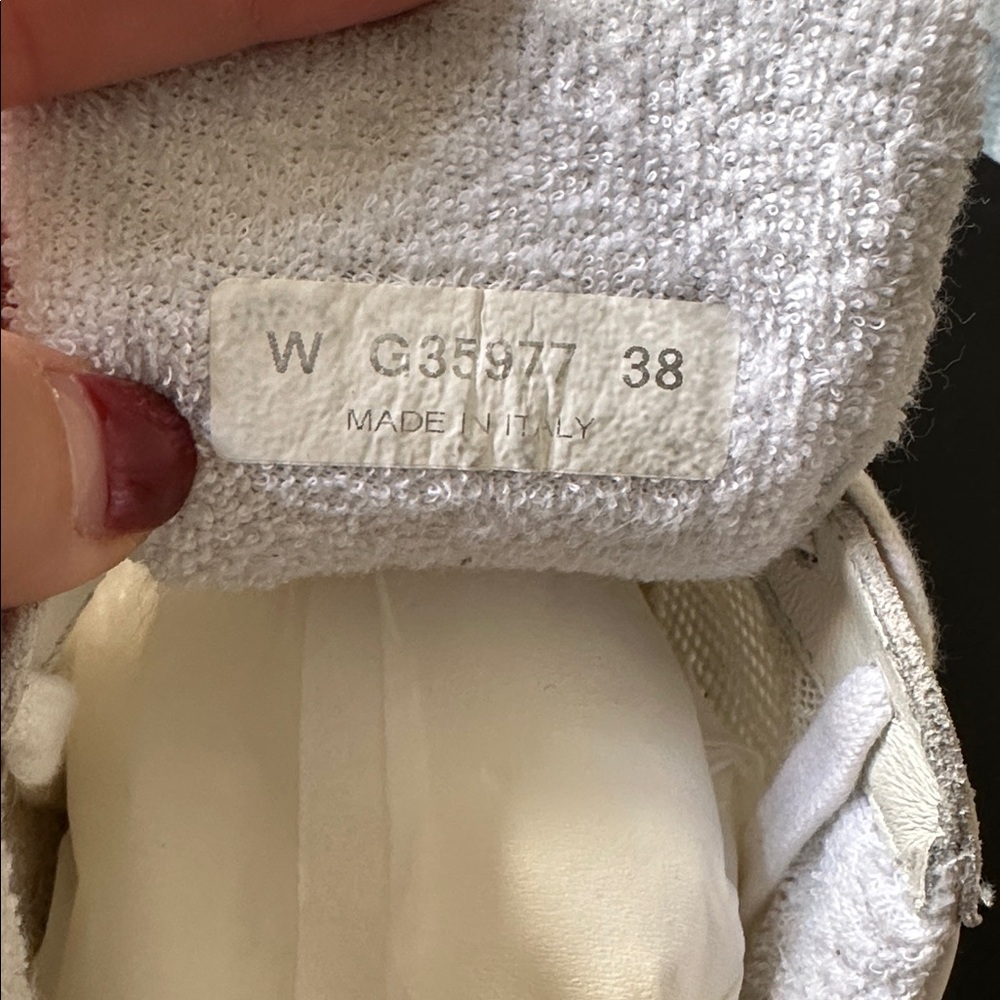 CHANEL Cream and White Sneakers - Picture 6 of 7